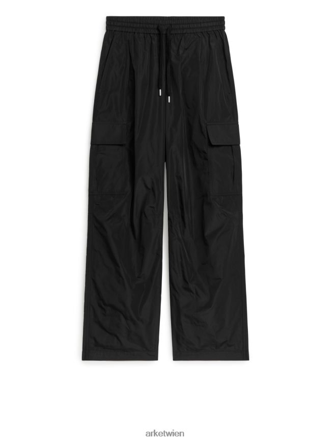 ARKET Cargohose aus Taft Schwarz Frauen 8RF08T209 Kleidung