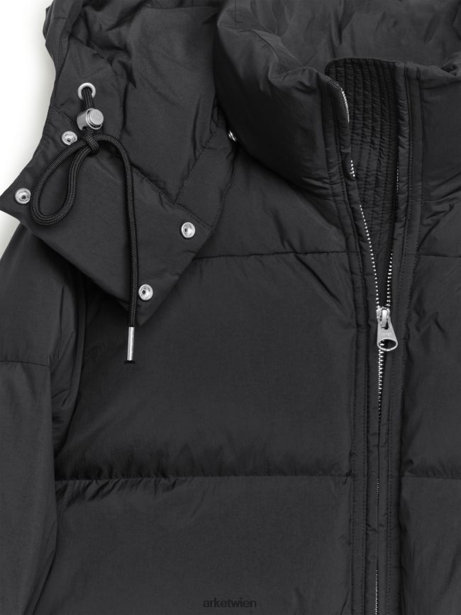 ARKET taillierte Daunenjacke Schwarz Frauen 8RF08T480 Kleidung