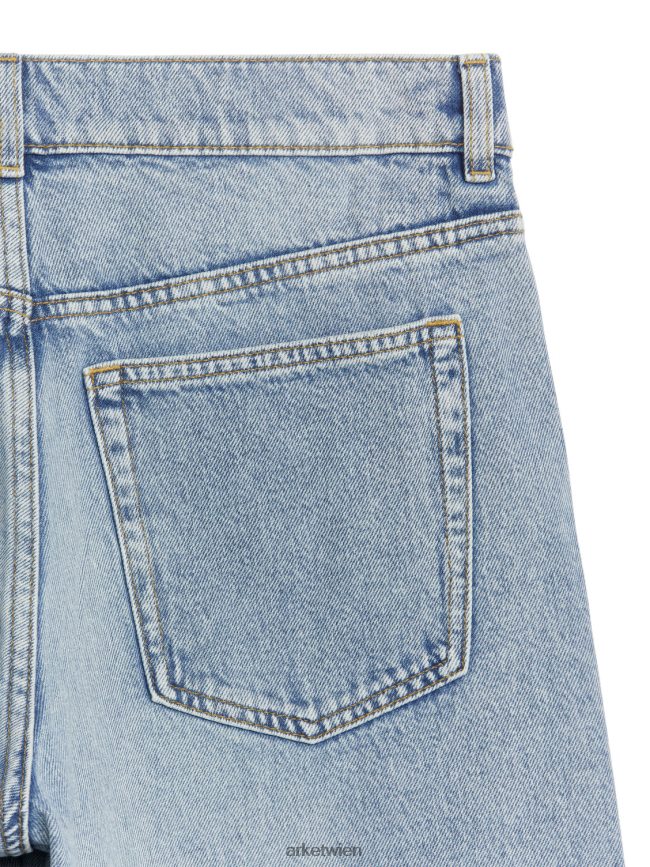 ARKET Cloud-Low-Loose-Jeans Blau Frauen 8RF08T137 Kleidung