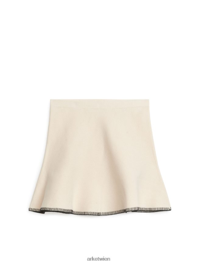 ARKET Gestrickter Minirock cremefarben/schwarz Frauen 8RF08T264 Kleidung