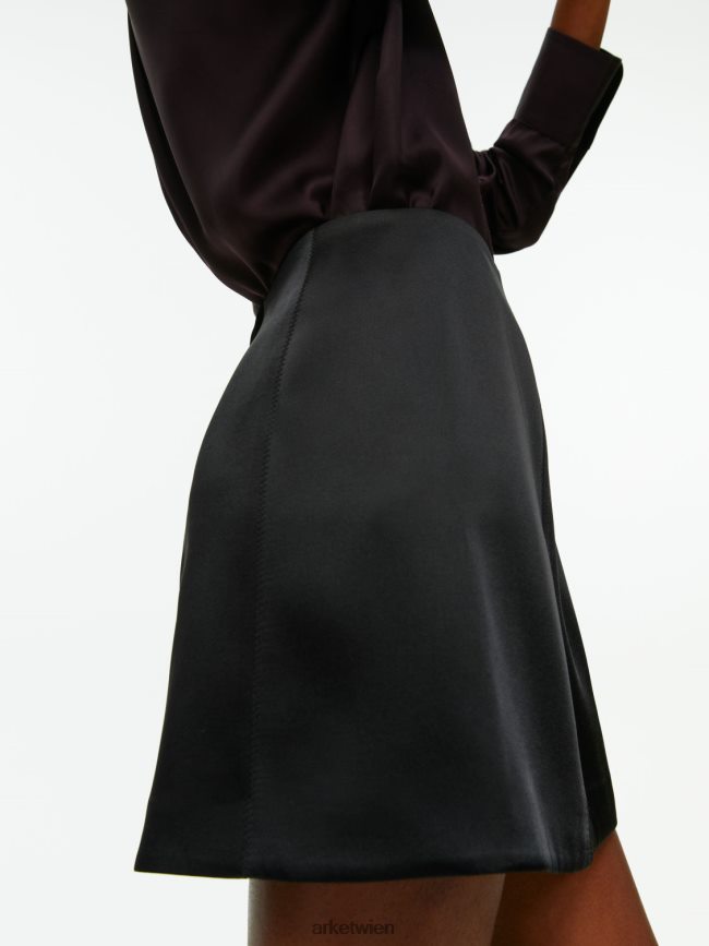 ARKET Minirock aus Satin Schwarz Frauen 8RF08T236 Kleidung
