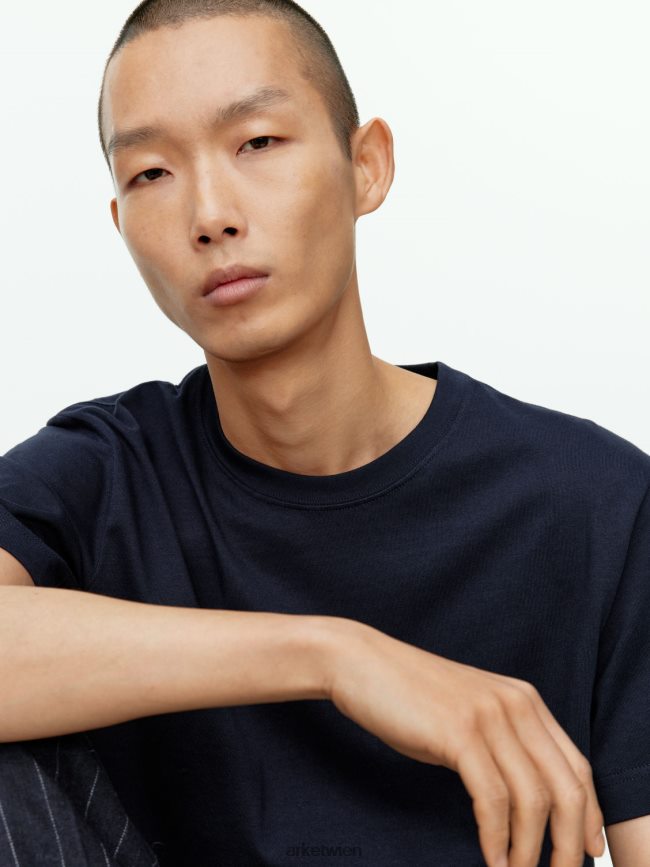 ARKET schweres T-Shirt Dunkelblau Frauen 8RF08T999 Kleidung