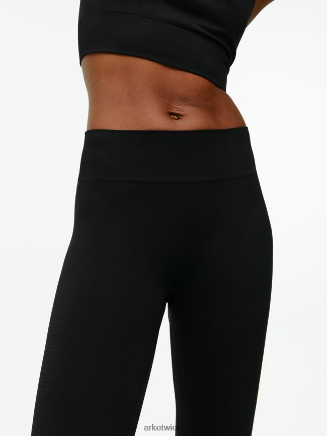 ARKET Ausgestellte, nahtlose Ripp-Leggings Schwarz Frauen 8RF08T506 Kleidung