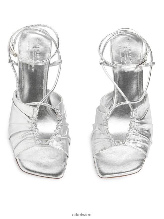 ARKET Ledersandalen mit Absatz Silber Frauen 8RF08T693 Schuhwerk