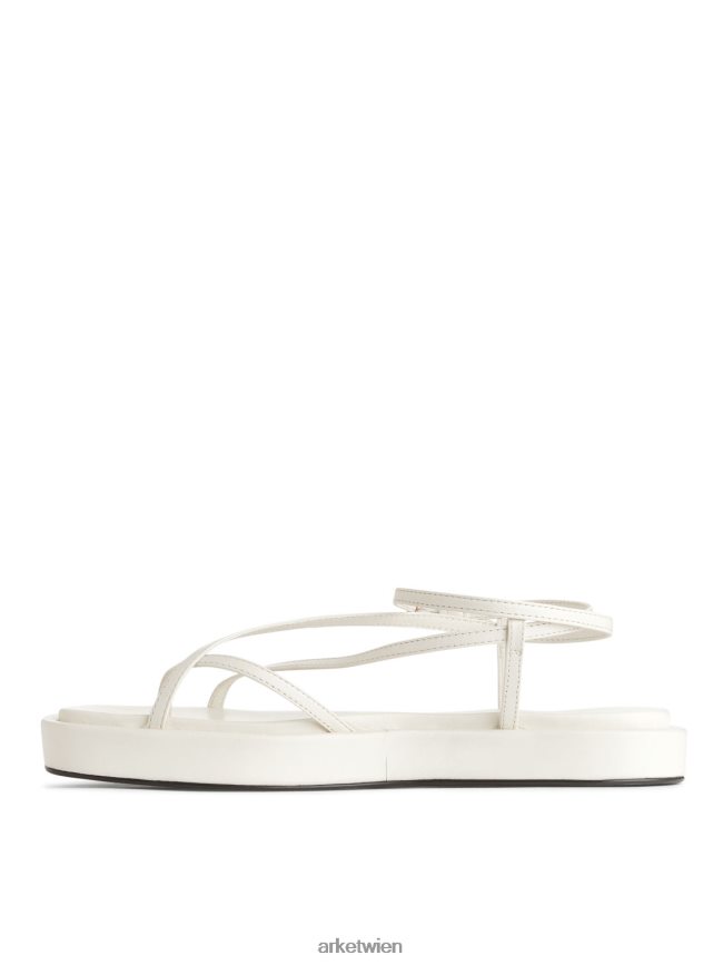 ARKET Sandalen mit Lederriemen Weiß Frauen 8RF08T632 Schuhwerk