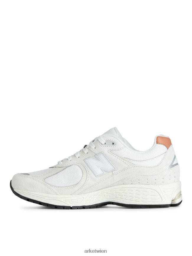 ARKET New Balance 2002R Cord-Sneaker Weiß Frauen 8RF08T673 Schuhwerk