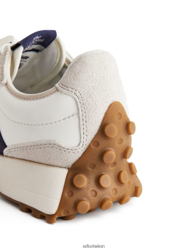 ARKET New Balance 327 Trainer Weiß Frauen 8RF08T656 Schuhwerk