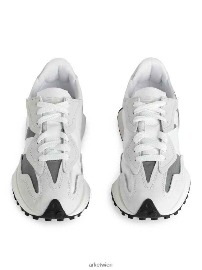 ARKET New Balance 327 Trainer grau Frauen 8RF08T667 Schuhwerk