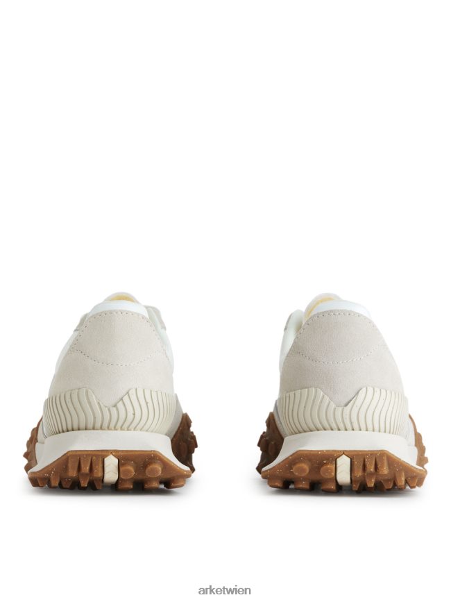 ARKET New Balance XC72-Trainer weiß/cremefarben Frauen 8RF08T675 Schuhwerk