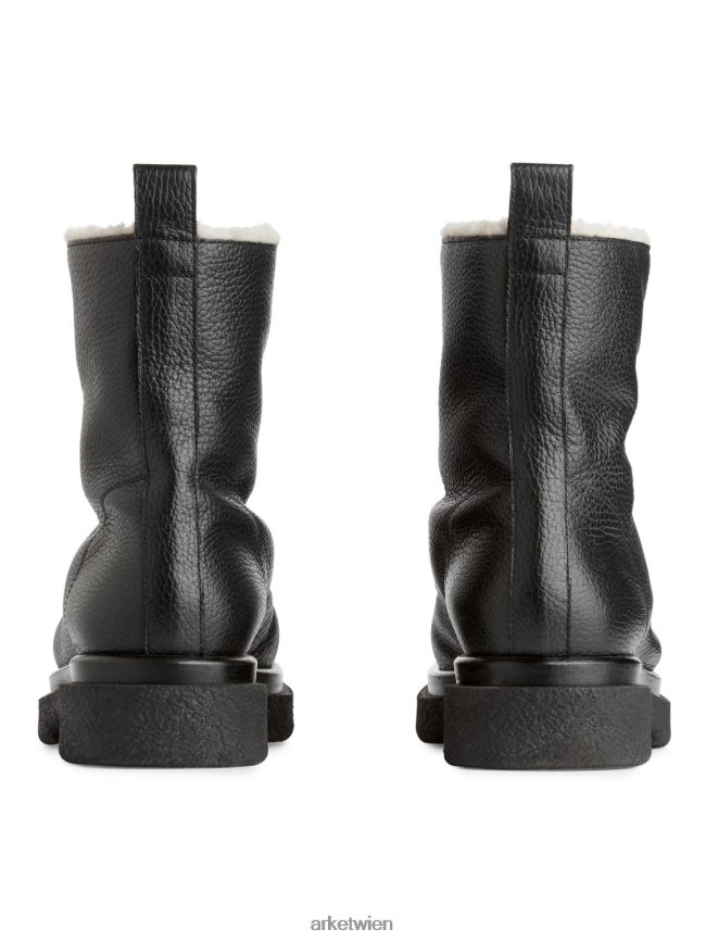 ARKET Stiefel aus Kunstpelzleder Schwarz Frauen 8RF08T732 Schuhwerk
