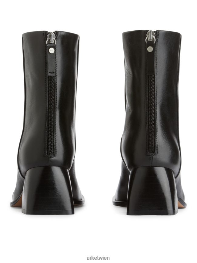ARKET Stiefeletten aus Leder Schwarz Frauen 8RF08T700 Schuhwerk