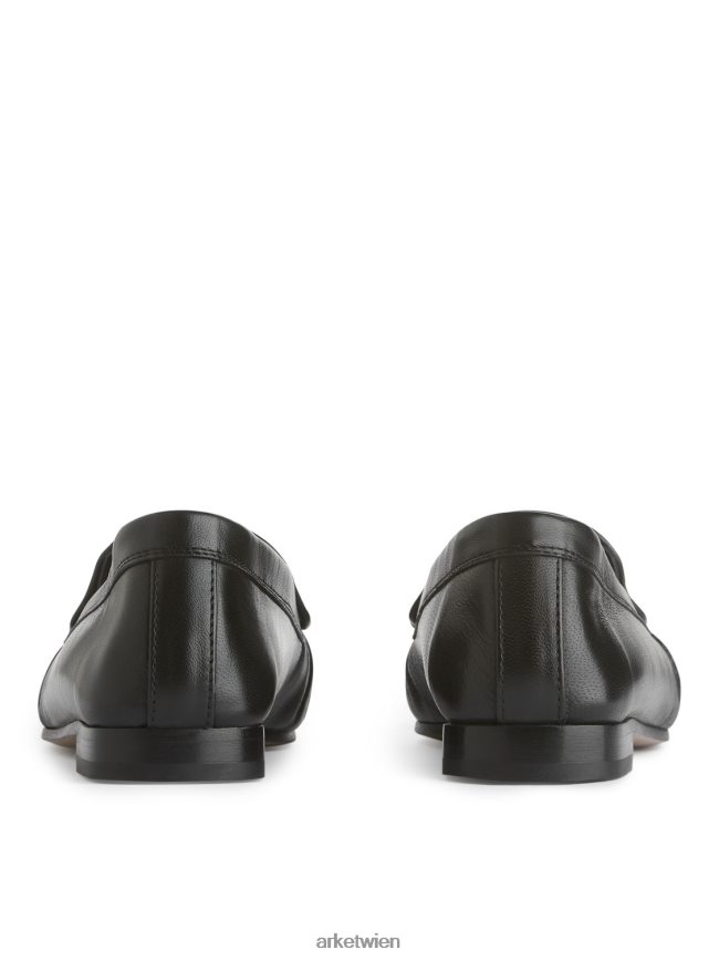 ARKET Leder-Slipper Schwarz Frauen 8RF08T683 Schuhwerk