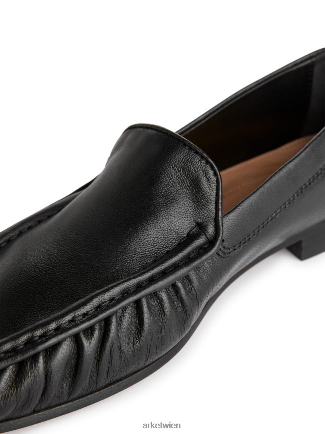 ARKET Leder-Slipper Schwarz Frauen 8RF08T683 Schuhwerk
