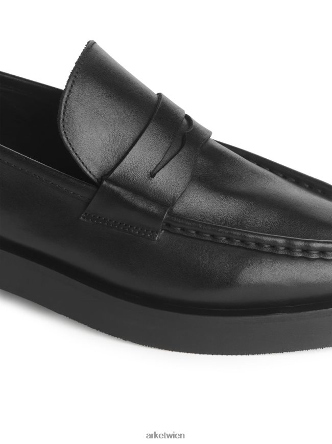 ARKET Penny-Loafer aus Leder Schwarz Frauen 8RF08T691 Schuhwerk