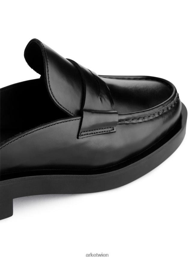 ARKET Slipper aus Leder Schwarz Frauen 8RF08T685 Schuhwerk