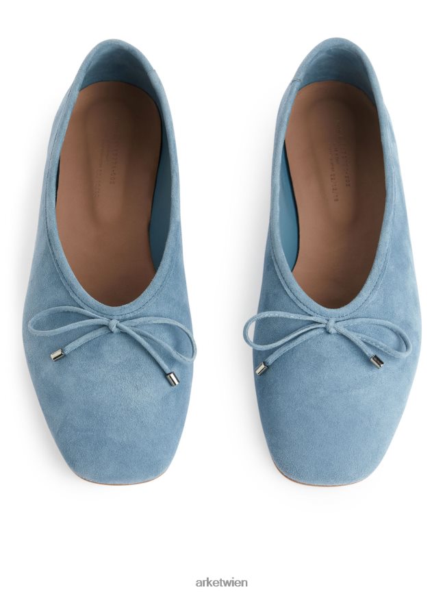 ARKET Wildleder-Ballerina hellblau Frauen 8RF08T716 Schuhwerk
