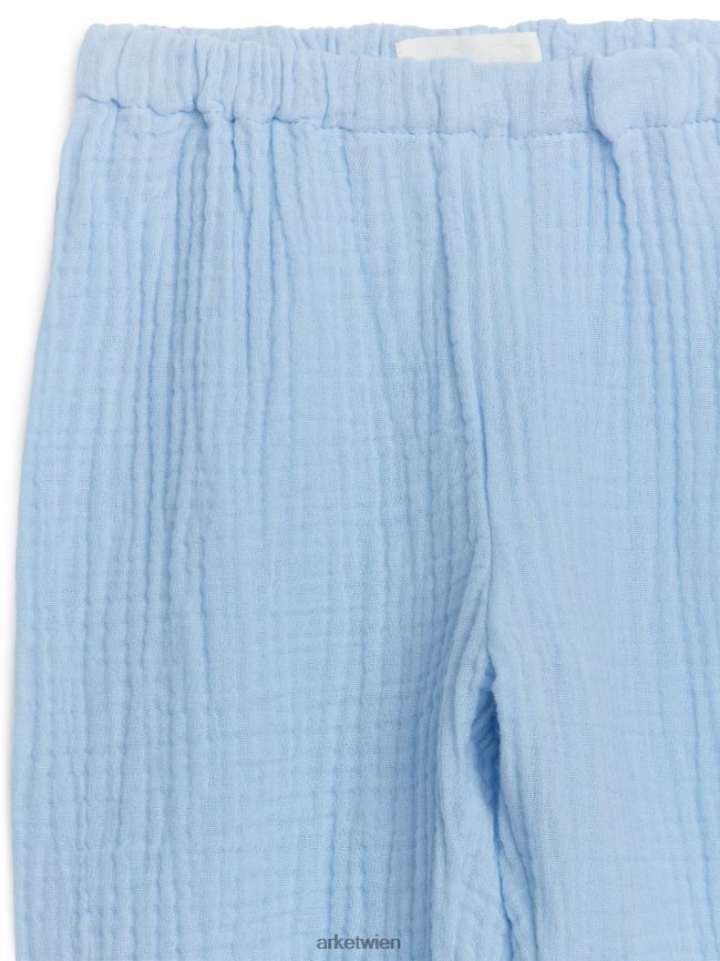 ARKET Hose aus Baumwoll-Musselin Blau Kinder 8RF08T1719 Kleidung