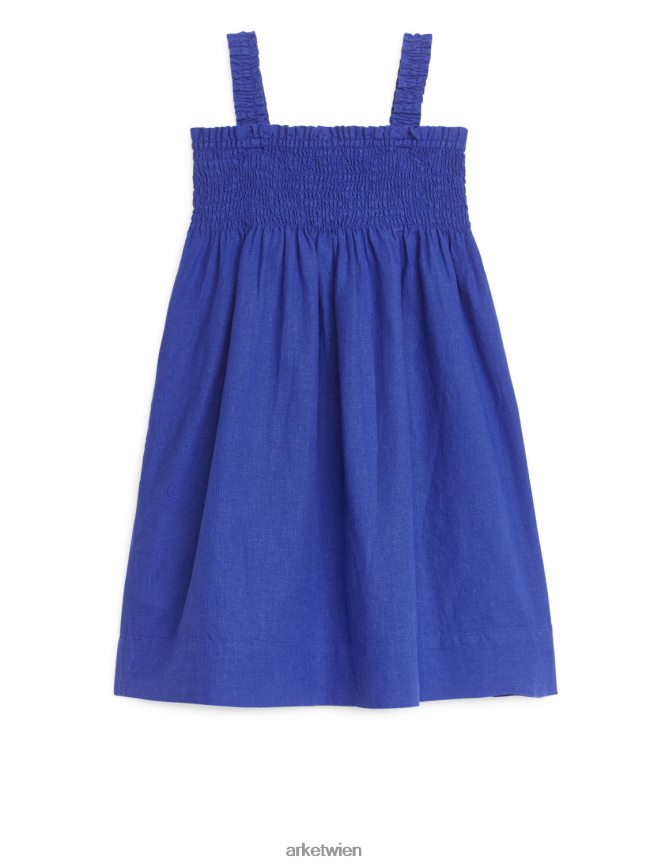 ARKET Gesmoktes Kleid aus Seersucker Blau Kinder 8RF08T1375 Kleidung