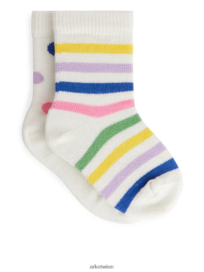 ARKET Gepunktete Socken, 2 Paar weiß/mehrfarbig Kinder 8RF08T1778 Kleidung