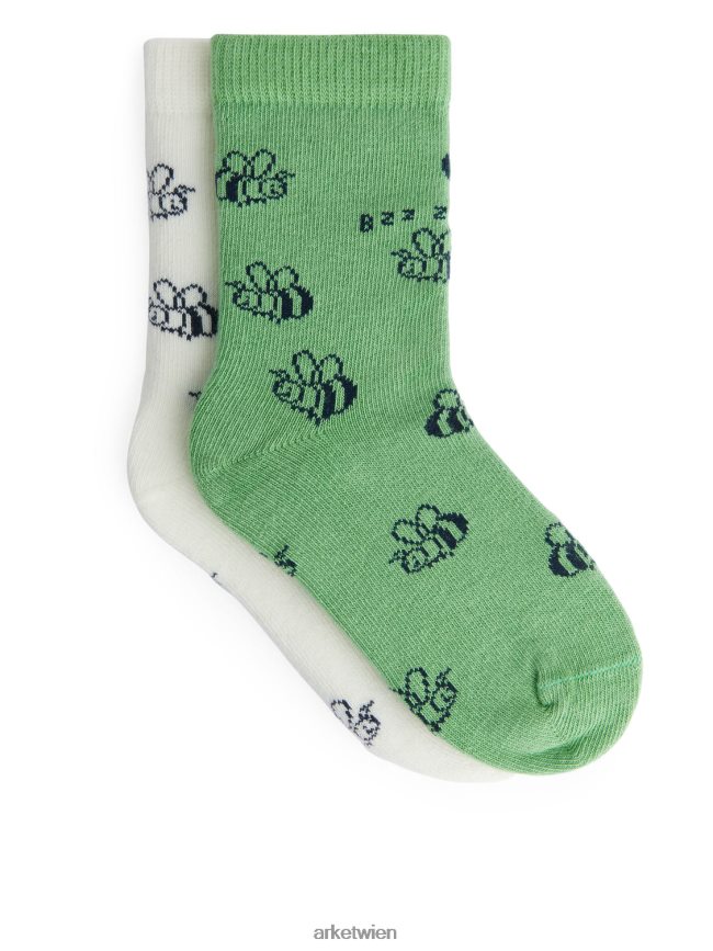 ARKET Jacquard-Socken, 2 Paar grün/weiß/hummel Kinder 8RF08T1602 Kleidung