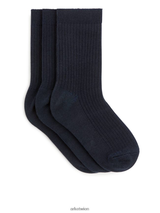ARKET Rippstricksocken, 3 Paar Dunkelblau Kinder 8RF08T1595 Kleidung