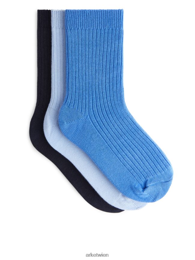 ARKET Rippstricksocken, 3 Paar blau/hellblau/schwarz Kinder 8RF08T1616 Kleidung
