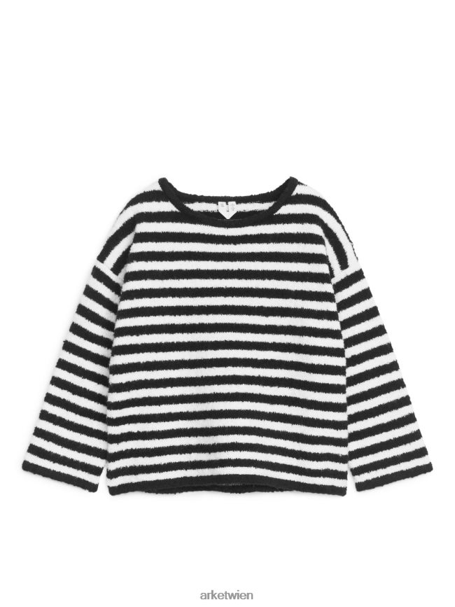 ARKET Flauschiger, kastenförmiger Pullover Schwarz-Weiss Kinder 8RF08T1523 Kleidung