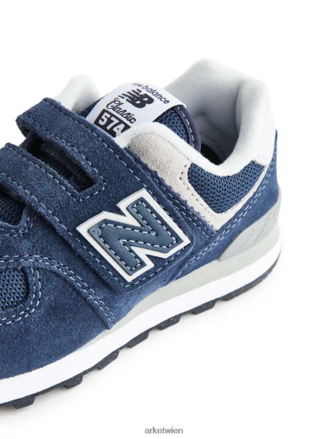 ARKET New Balance 574 Jugendtrainer Blau Kinder 8RF08T1405 Schuhwerk