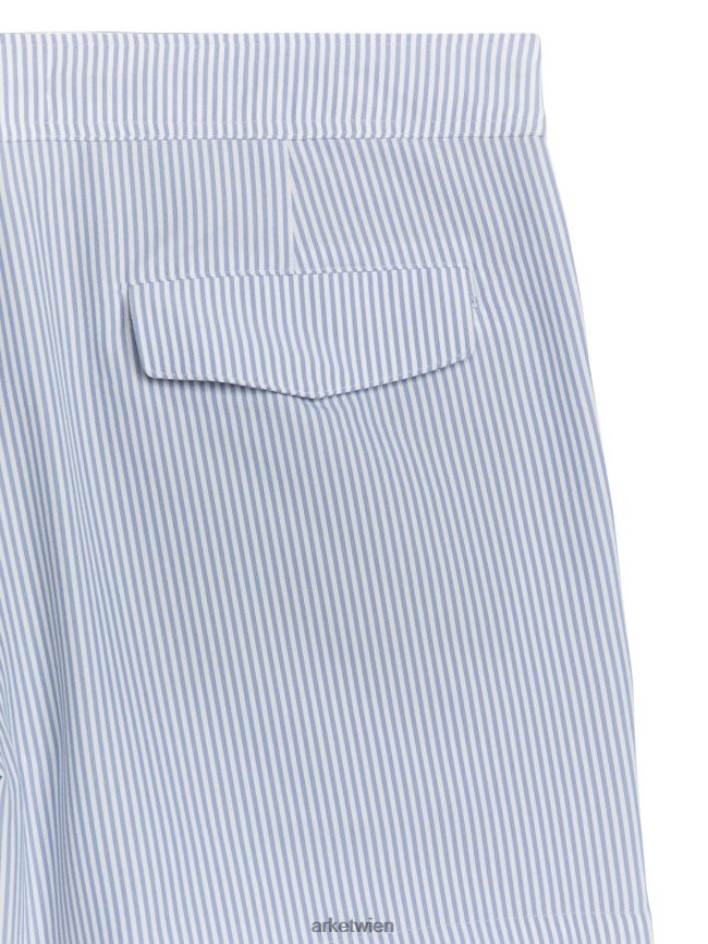 ARKET Badeshorts aus Seersucker weiß Blau Männer 8RF08T1143 Kleidung