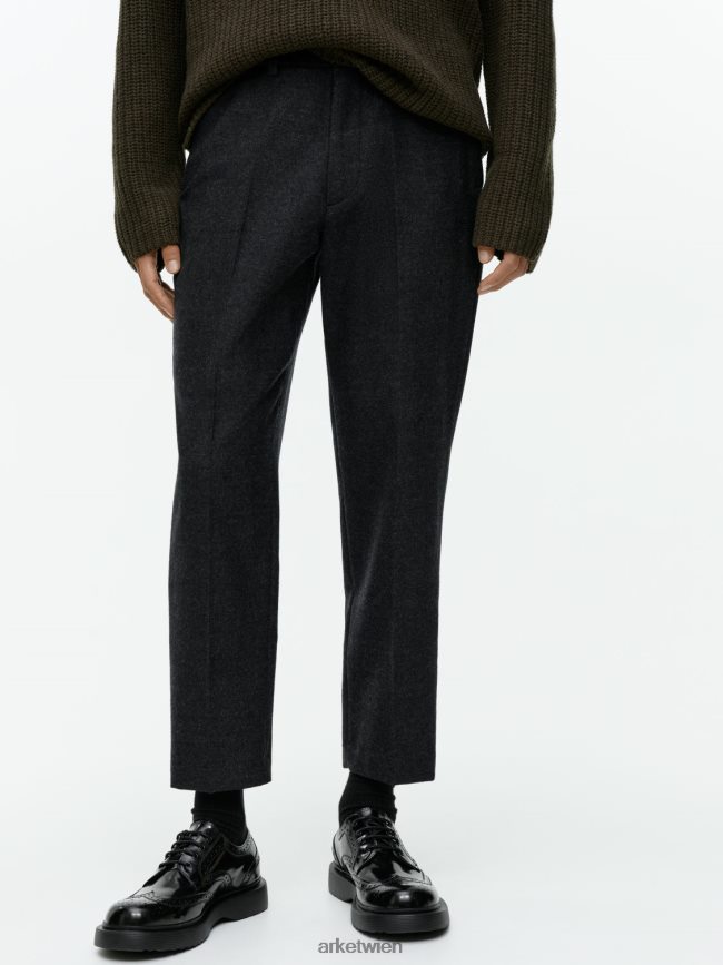 ARKET Kurze, schmal zulaufende Wollhose graue Melange Männer 8RF08T1083 Kleidung