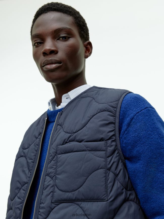 ARKET Steppweste Dunkelblau Männer 8RF08T1159 Kleidung