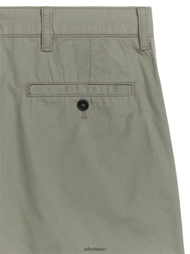 ARKET Baumwollshorts Khakigrün Männer 8RF08T1134 Kleidung