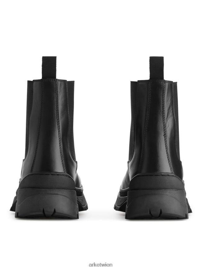 ARKET Lederstiefel mit klobiger Sohle Schwarz Männer 8RF08T1282 Schuhwerk