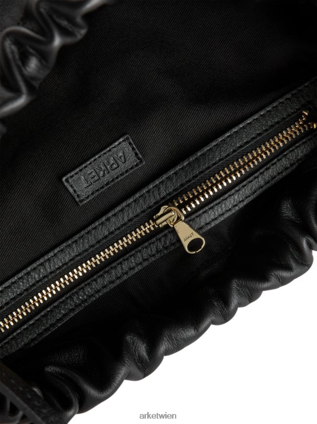 ARKET Geraffte Ledertasche Schwarz unisex 8RF08T769 Taschen