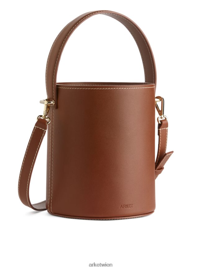 ARKET kleine Beuteltasche aus Leder braun unisex 8RF08T768 Taschen